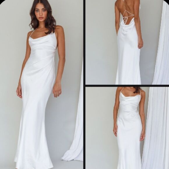 Nwt SELFIE LESLIE
PALMA LOW BACK STRAPPY MAXI DRESS WHITE - Picture 1 of 8
